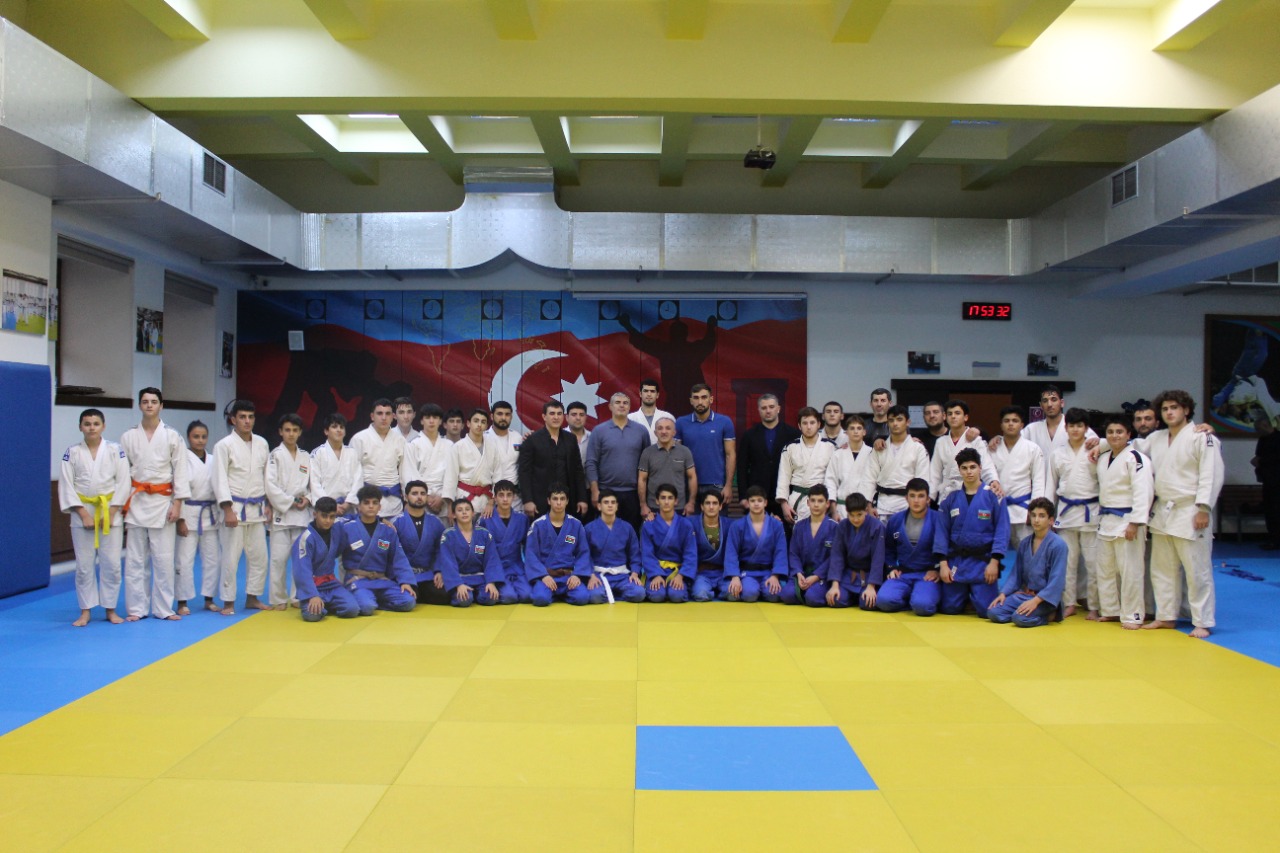 img/posts/dunya-cempionatinin-burunc-mukafatcisi-judo-club-2012ni-secdi-2022-10-19-155018/9.jpg