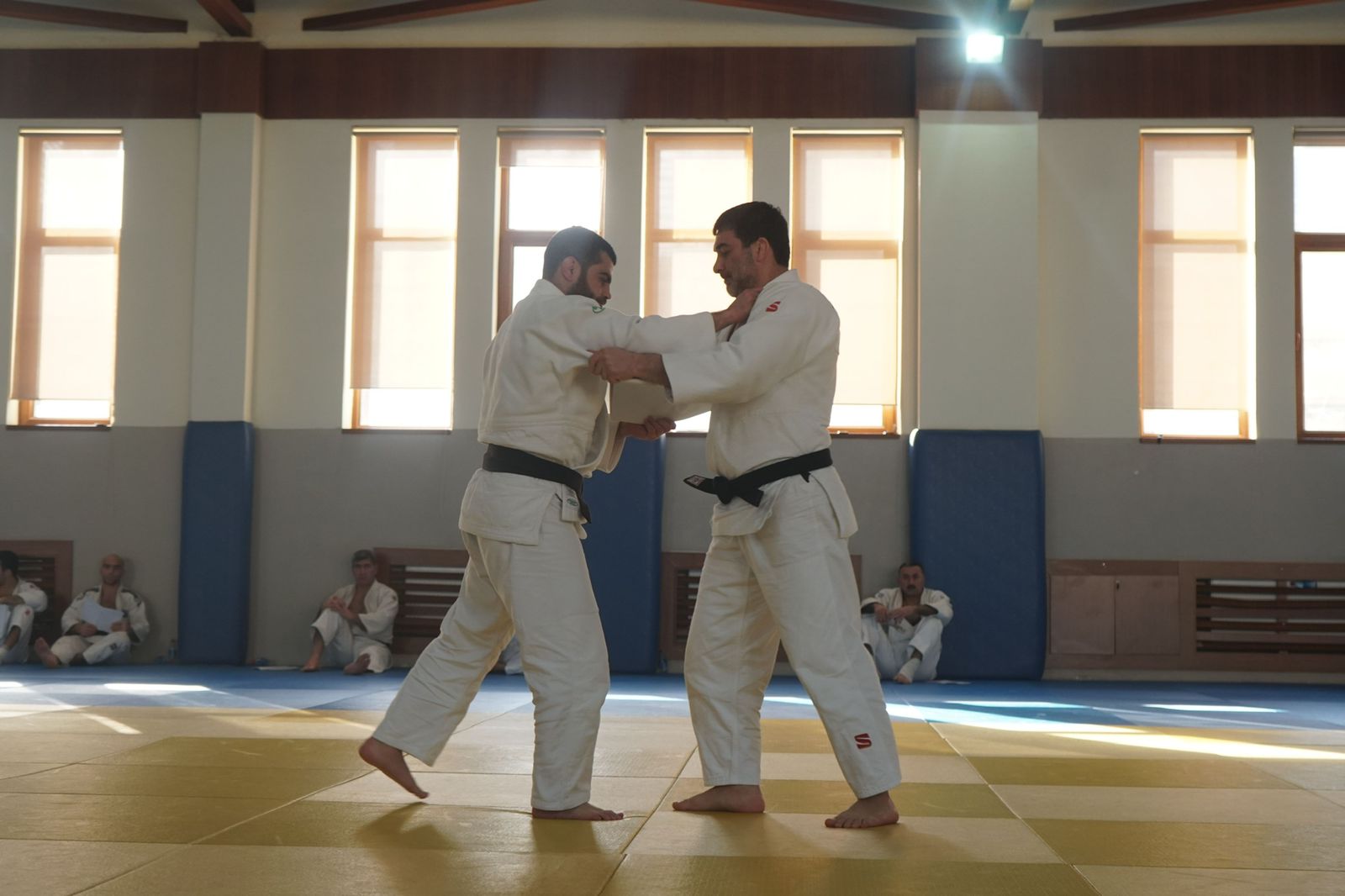 img/posts/judo-club-2012nin-mesqcilerine-sertifikatlar-teqdim-edilib-2023-02-19-225714/8.jpg