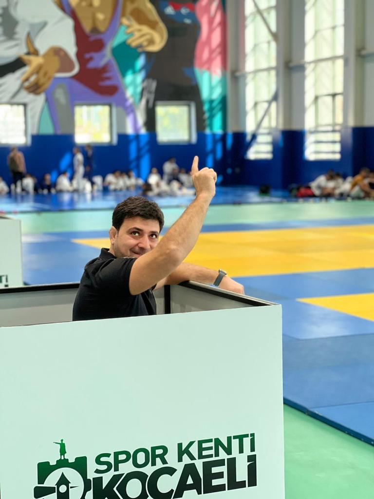 img/posts/judo-club-2012nin-yetirmeleri-turkiyeden-16-medalla-qayidiblar-2022-10-04-210307/5.jpg