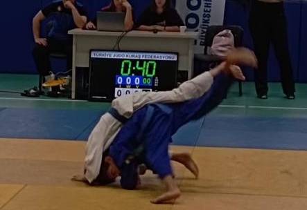 img/posts/judo-club-2012nin-yetirmeleri-turkiyeden-16-medalla-qayidiblar-2022-10-04-210307/3.jpg